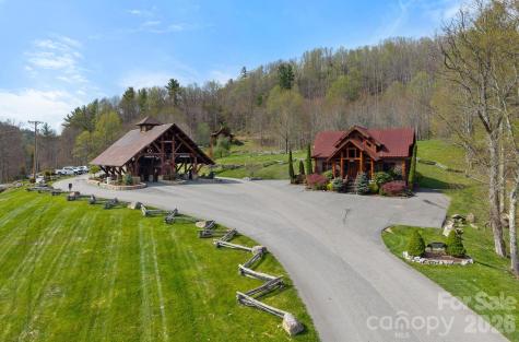 404 Silver Eagle Trail Banner Elk NC 28604