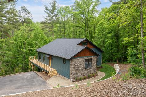 22 Deep Woods Road Weaverville NC 28787
