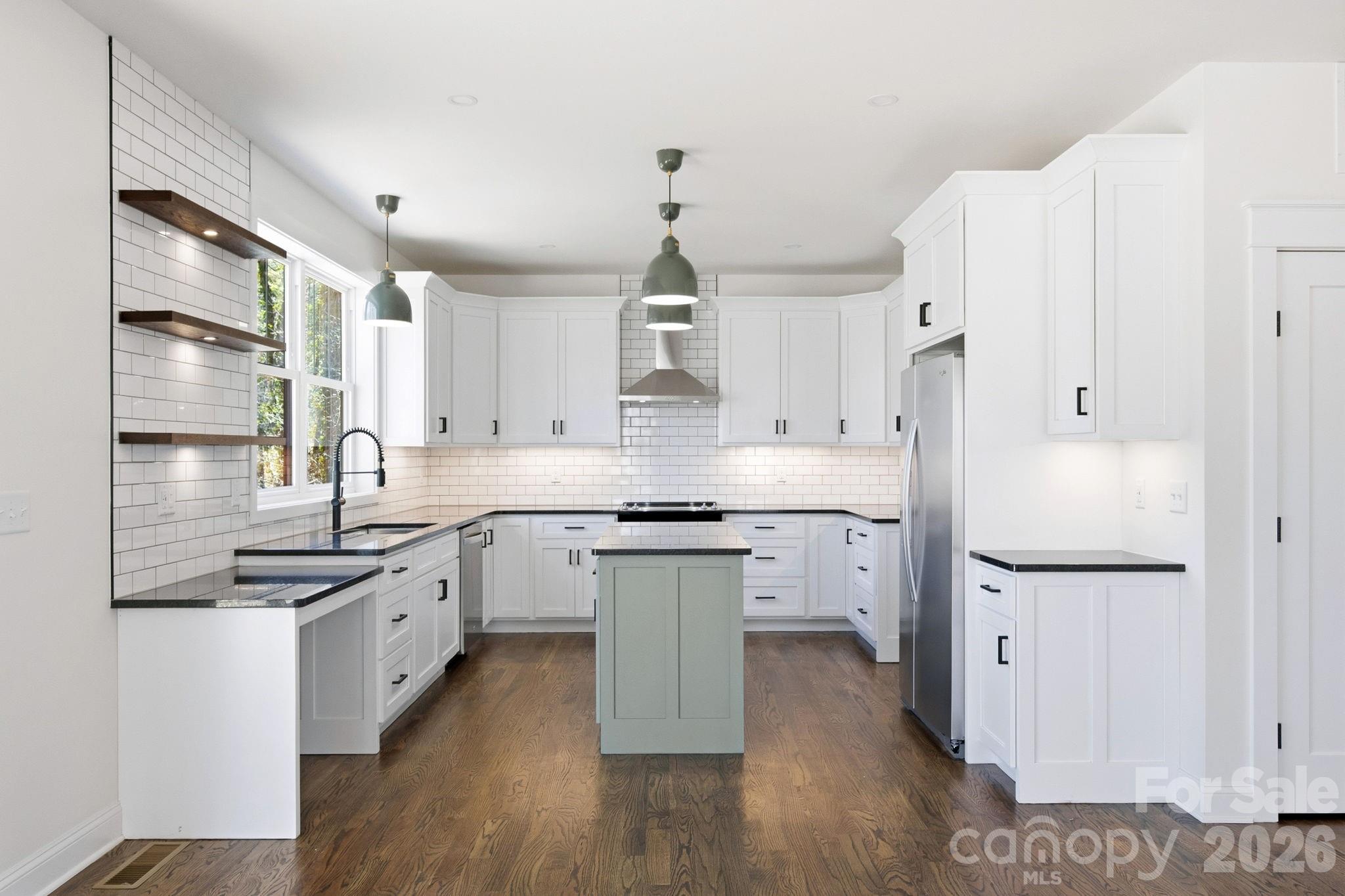 22 Deep Woods Road Weaverville NC 28787