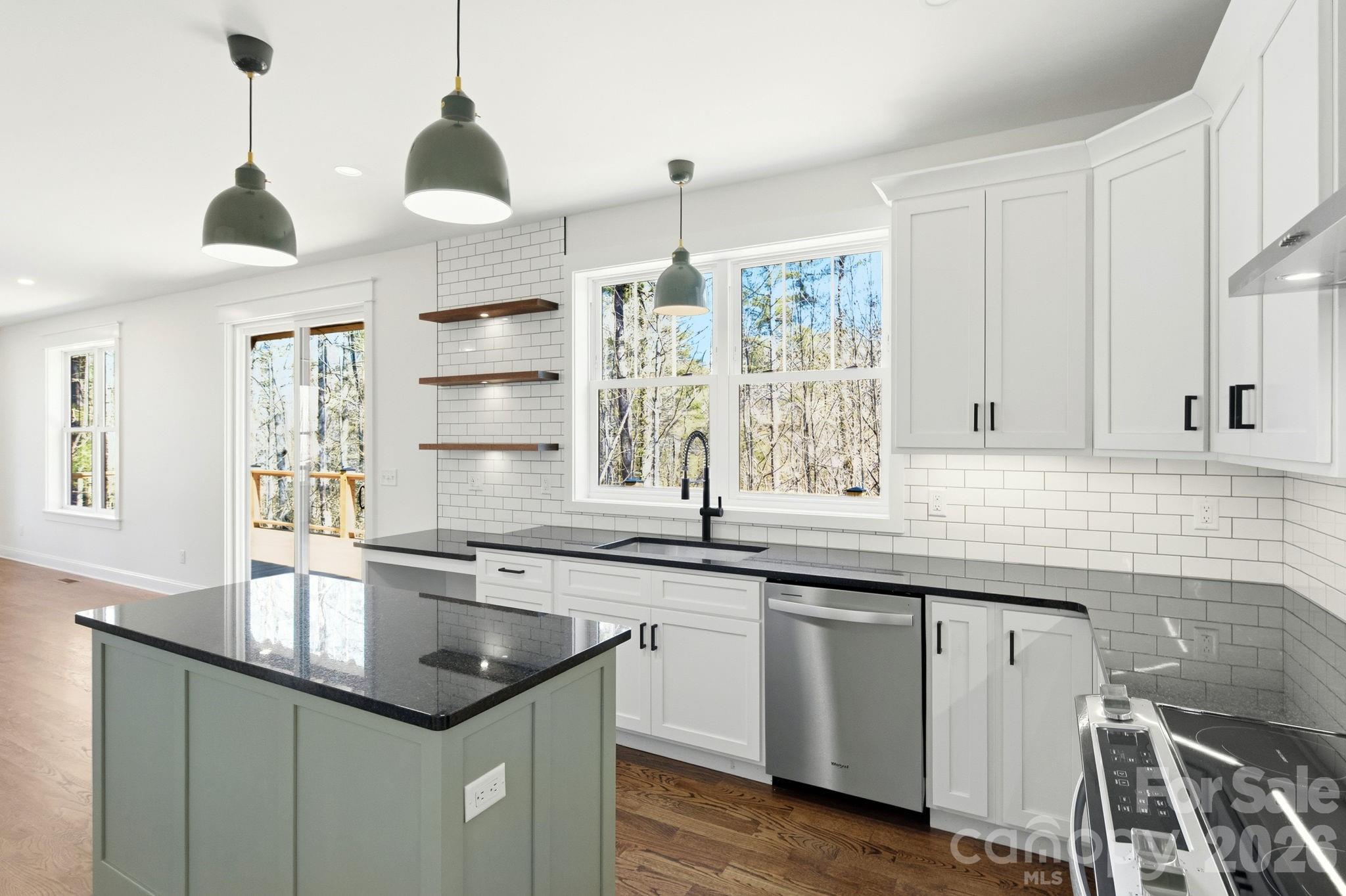 22 Deep Woods Road Weaverville NC 28787