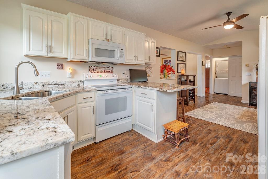 101 Strollers Lane Waynesville NC 28785