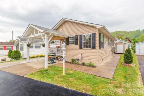 101 Strollers Lane Waynesville NC 28785