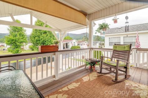 101 Strollers Lane Waynesville NC 28785