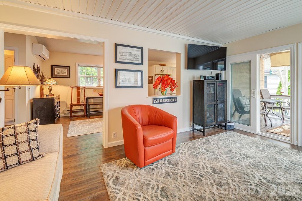 101 Strollers Lane Waynesville NC 28785