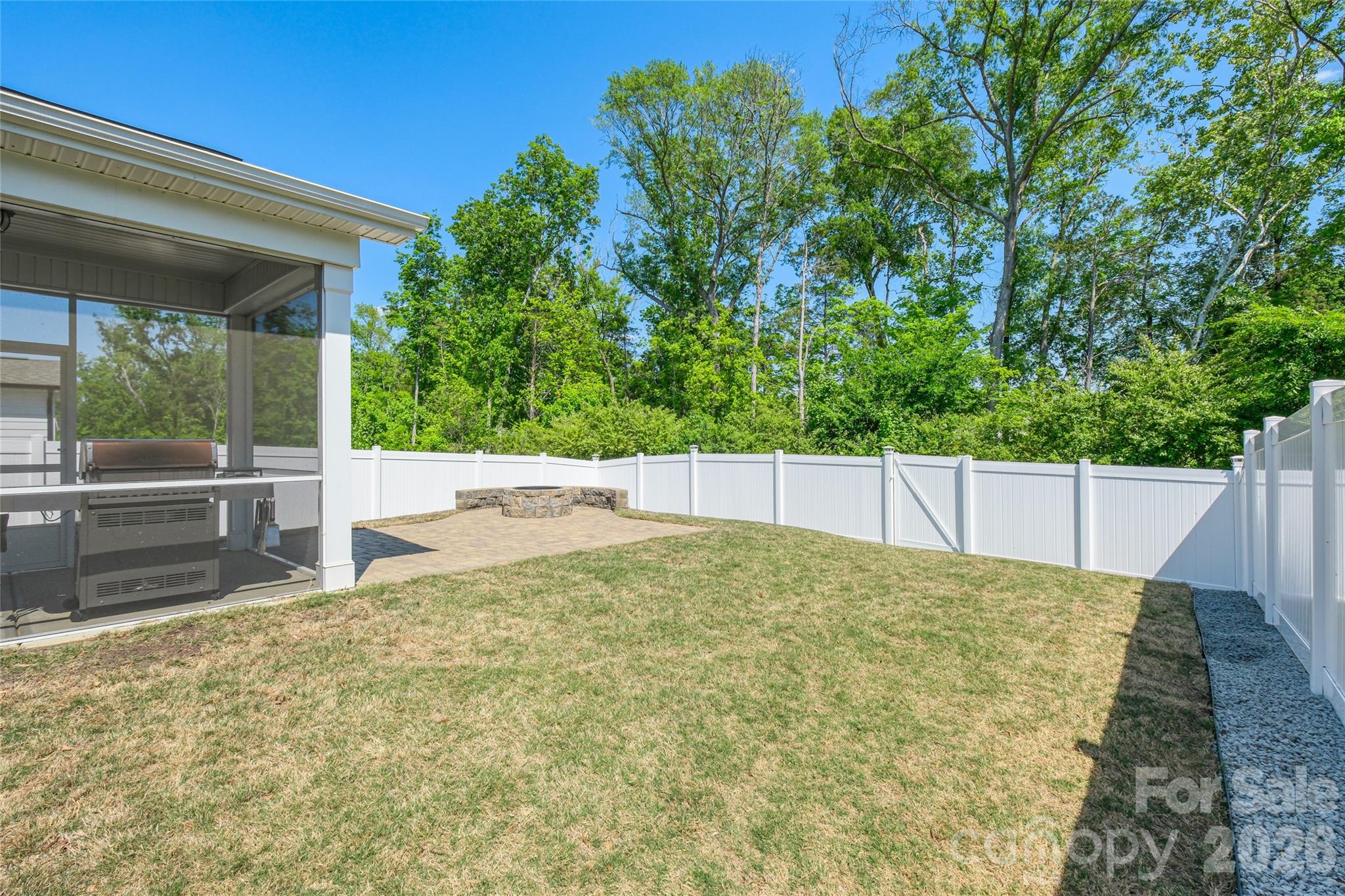 3881 Center Place Drive Harrisburg NC 28075