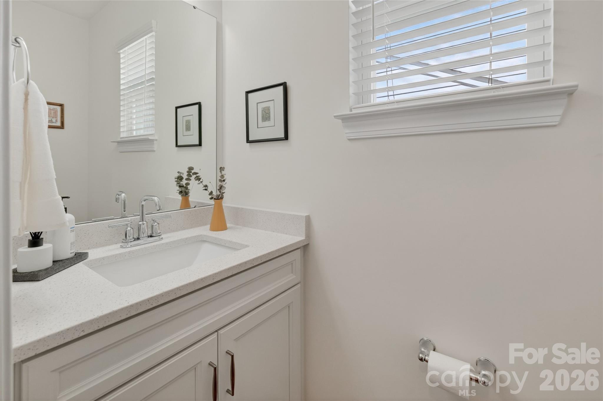 3881 Center Place Drive Harrisburg NC 28075