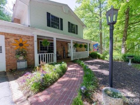 819 Chesterfield Circle SW Lenoir NC 28645