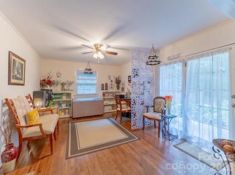 819 Chesterfield Circle SW Lenoir NC 28645