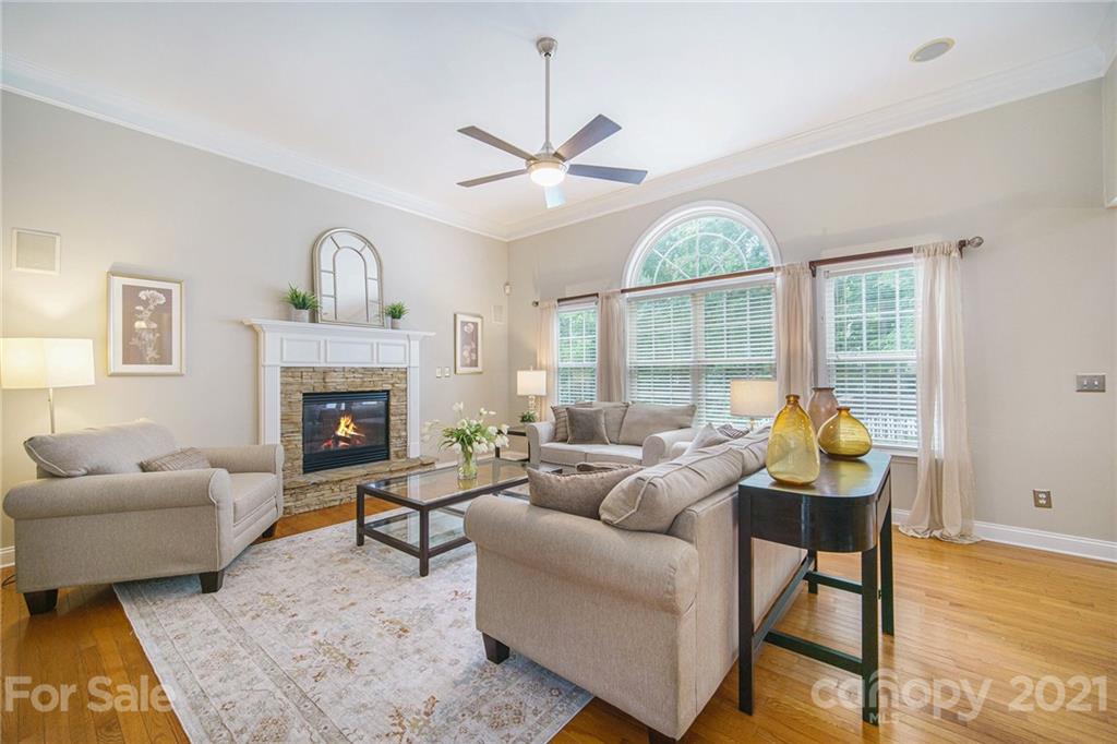 1715 Sanridge Wind Lane Charlotte NC 28262