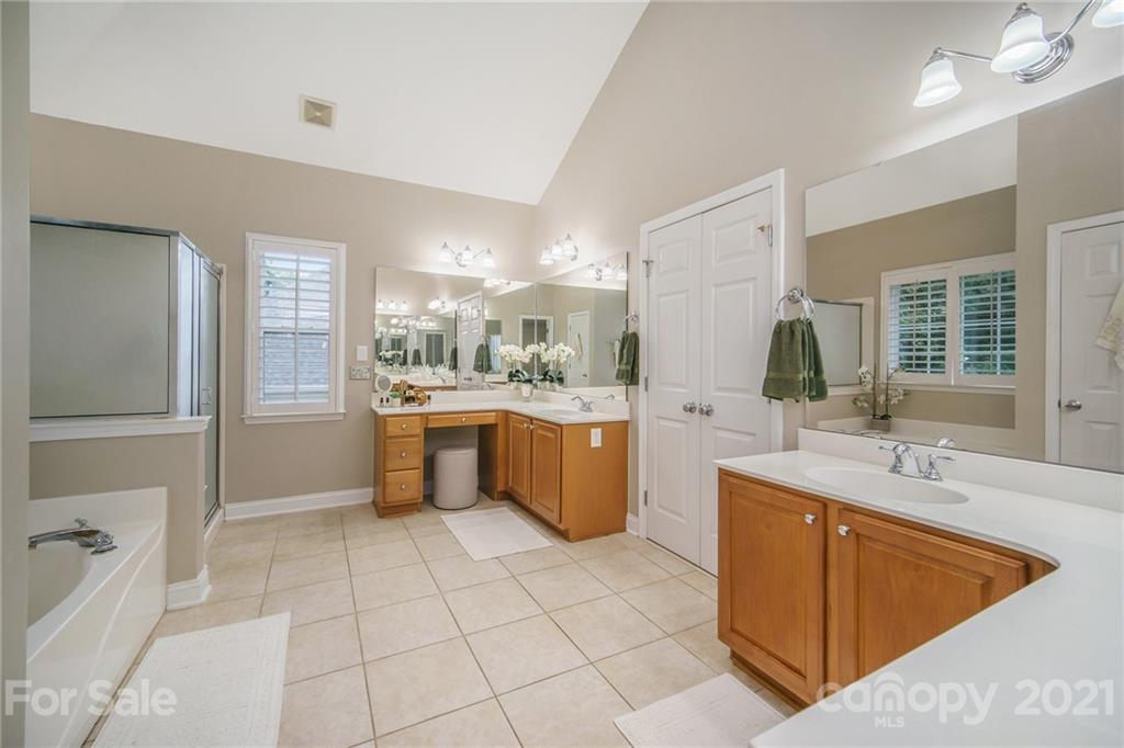 1715 Sanridge Wind Lane Charlotte NC 28262
