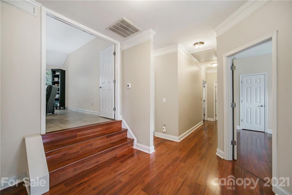 1715 Sanridge Wind Lane Charlotte NC 28262