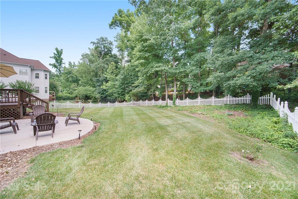 1715 Sanridge Wind Lane Charlotte NC 28262