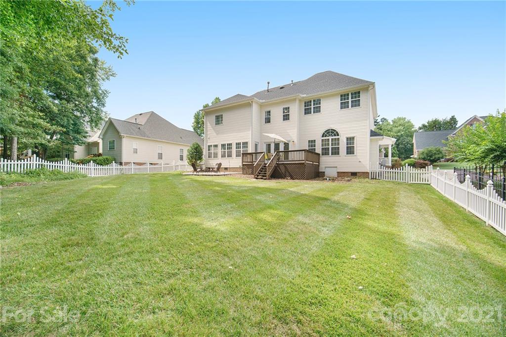 1715 Sanridge Wind Lane Charlotte NC 28262