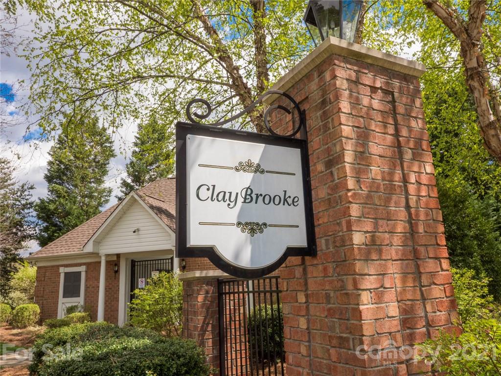 1715 Sanridge Wind Lane Charlotte NC 28262