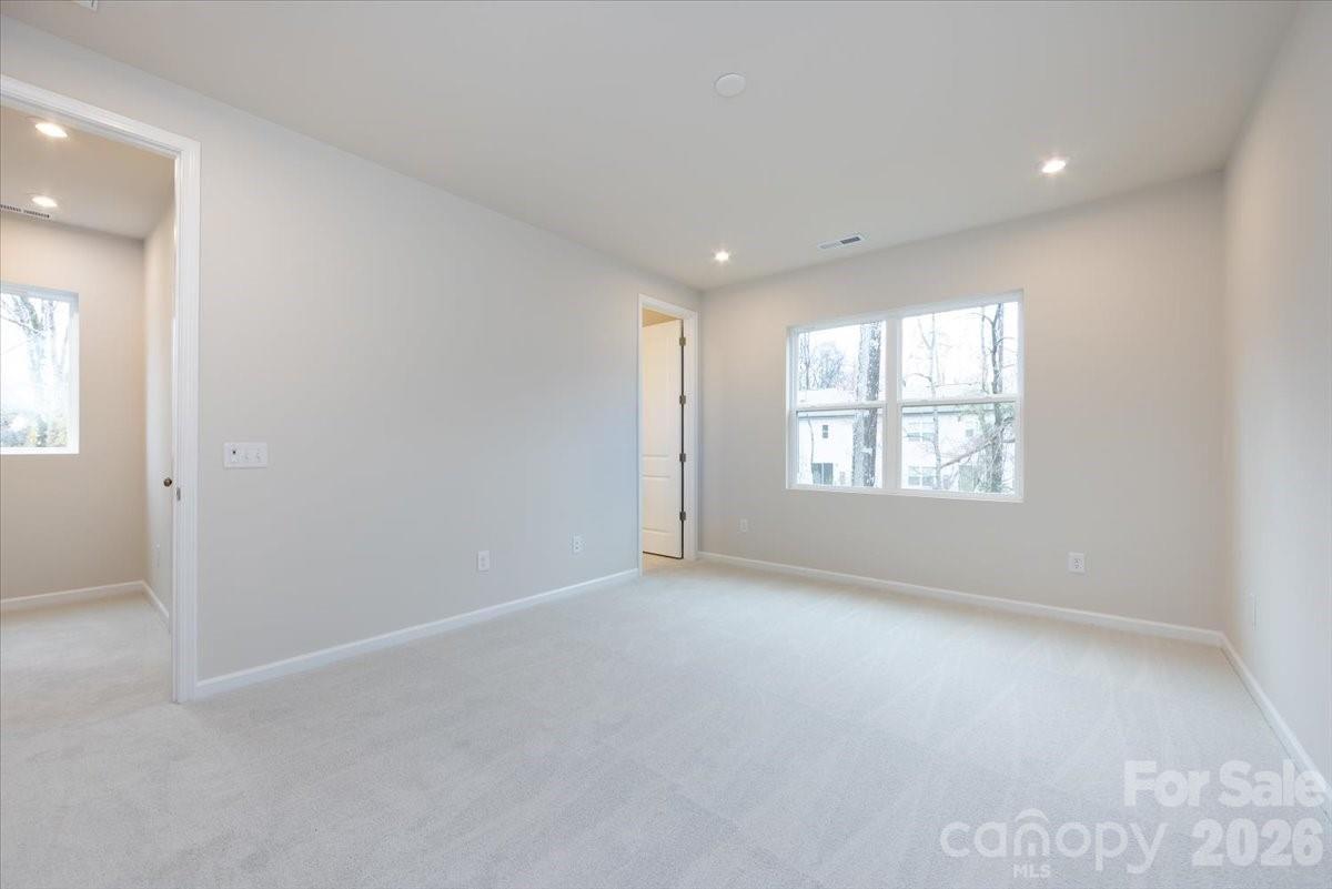 6001 Longar Lane Charlotte NC 28269
