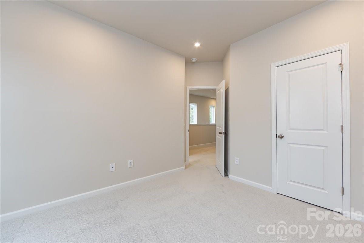 6001 Longar Lane Charlotte NC 28269