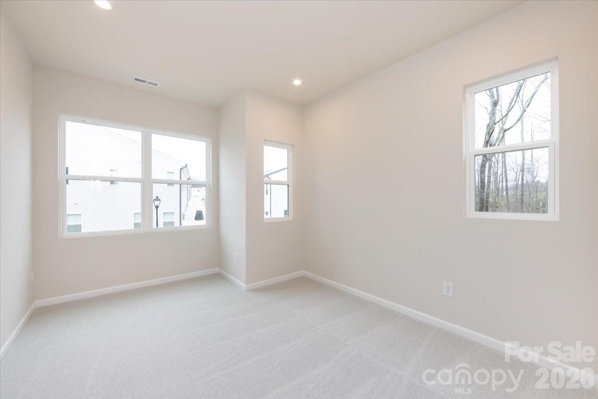 6001 Longar Lane Charlotte NC 28269