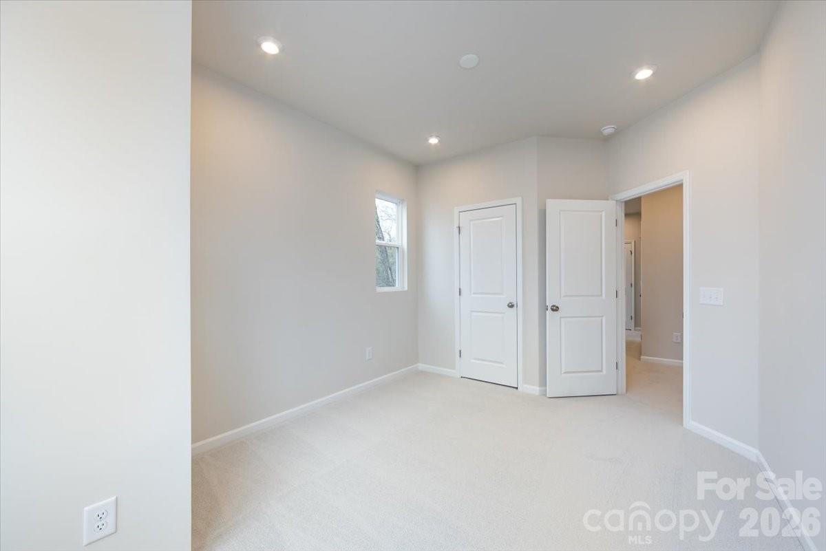 6001 Longar Lane Charlotte NC 28269