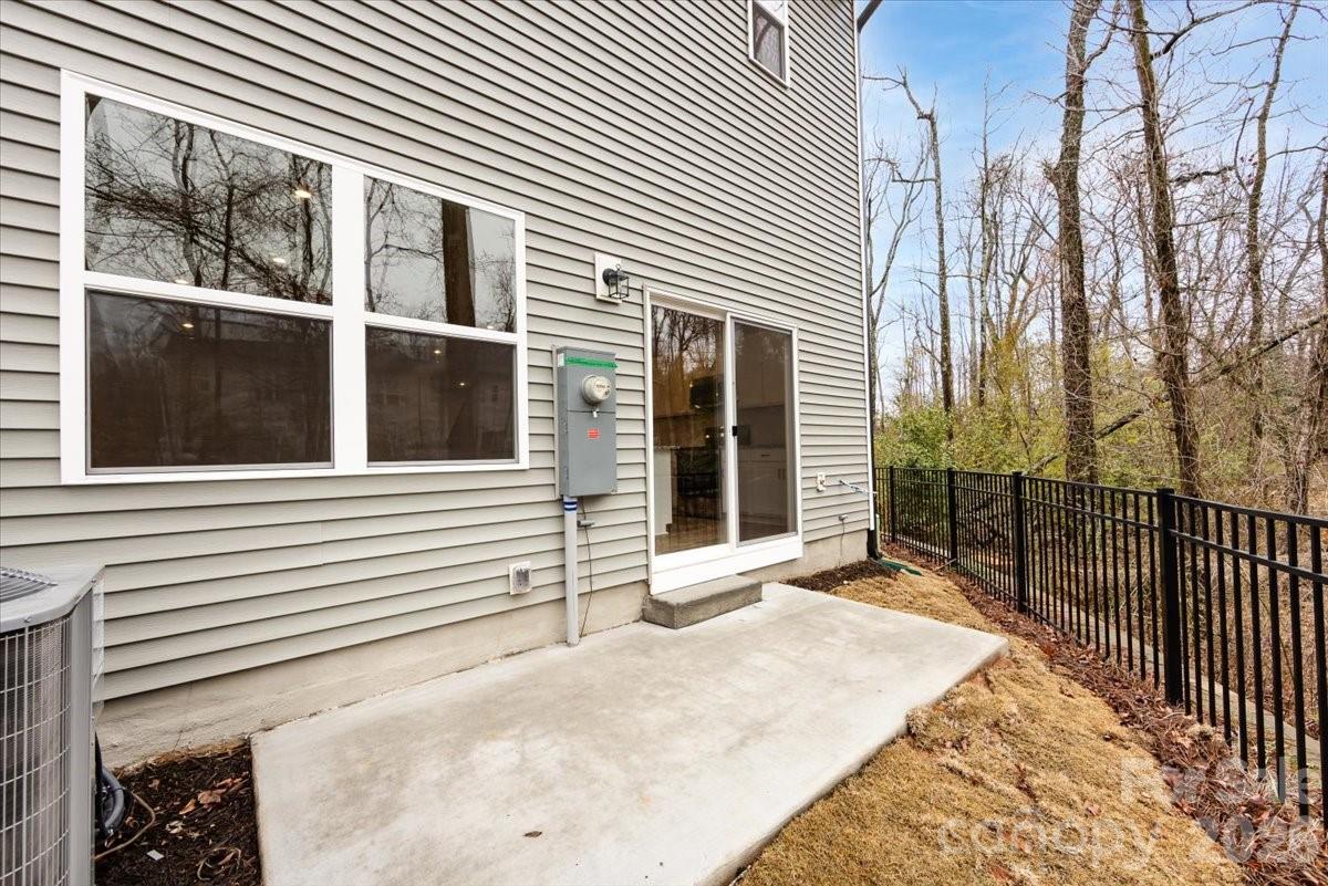 6001 Longar Lane Charlotte NC 28269