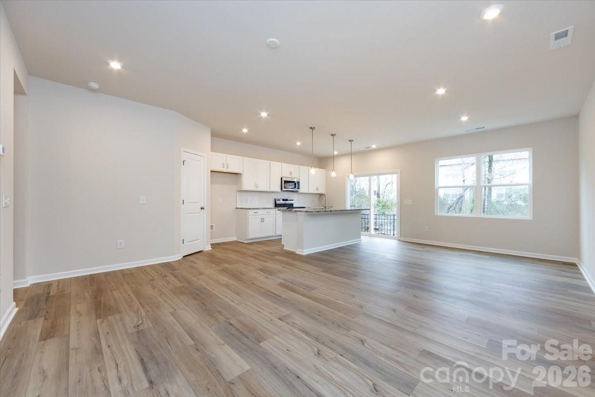 6001 Longar Lane Charlotte NC 28269