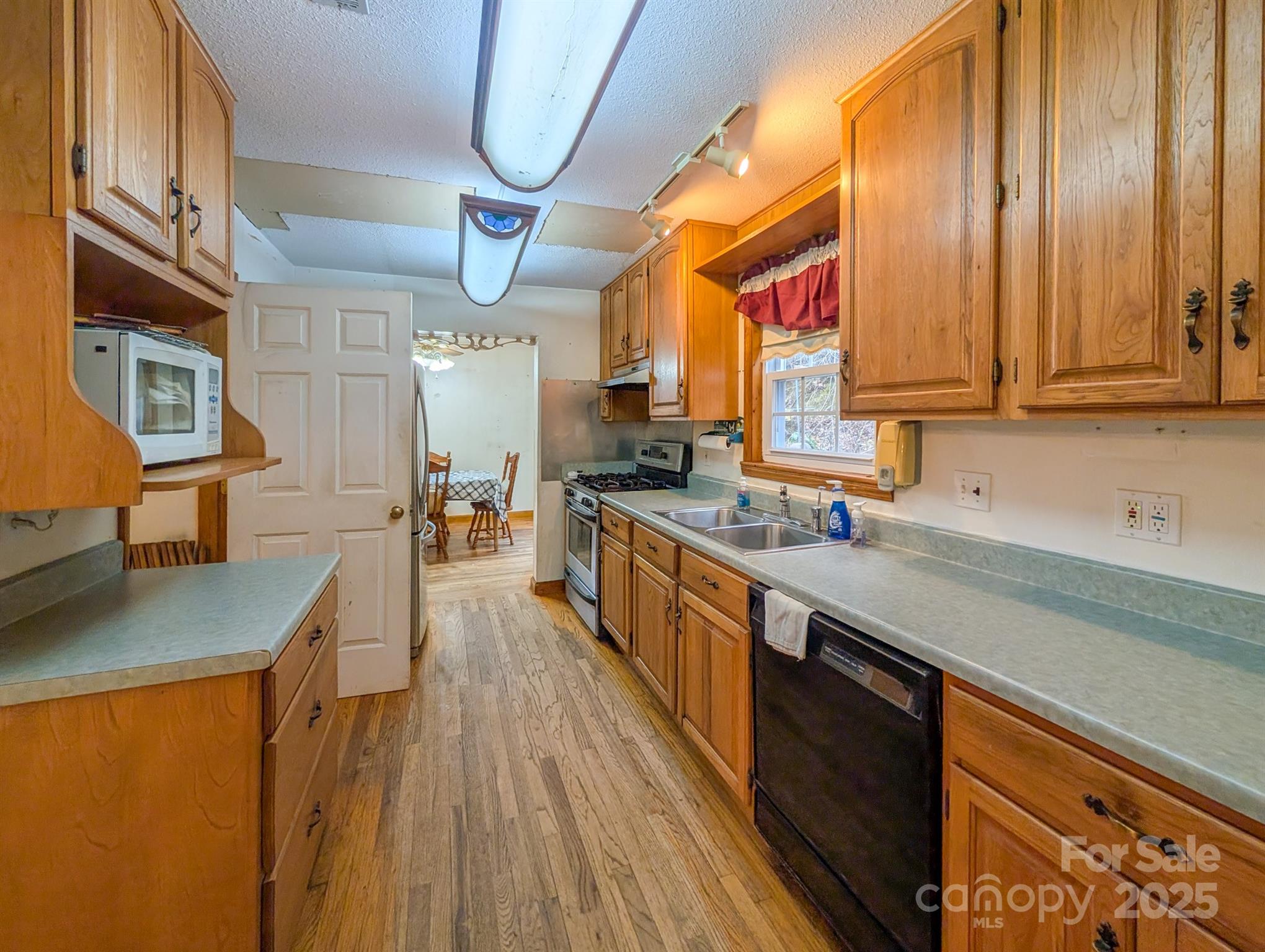 77 Griffith Branch Road Green Mountain NC 28740