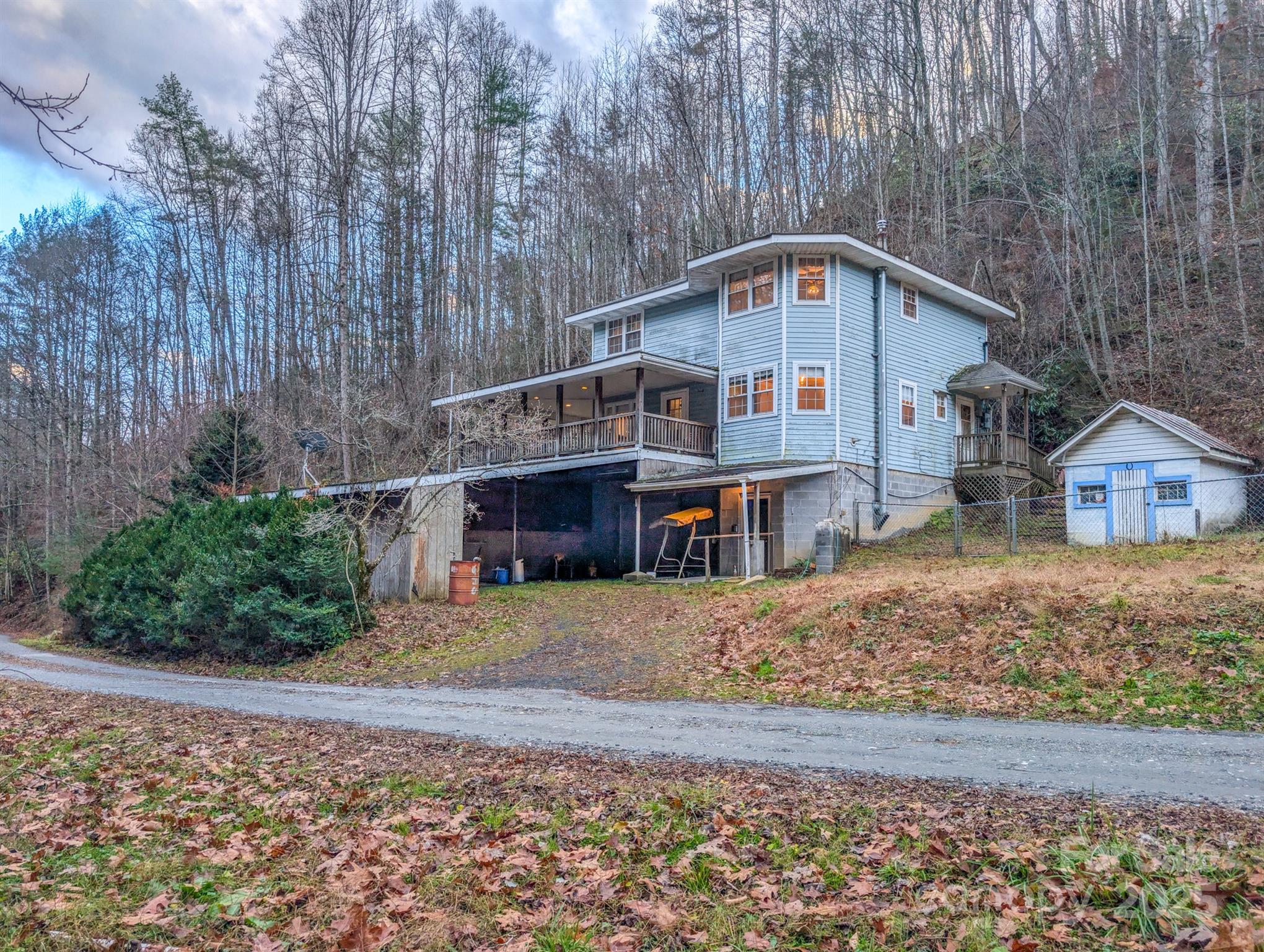 77 Griffith Branch Road Green Mountain NC 28740