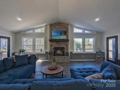 600 Pinewood Drive Waynesville NC 28786