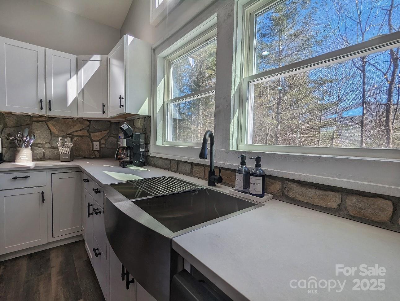600 Pinewood Drive Waynesville NC 28786