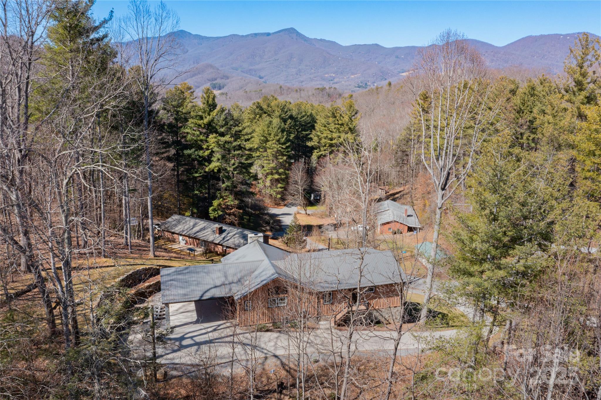 600 Pinewood Drive Waynesville NC 28786
