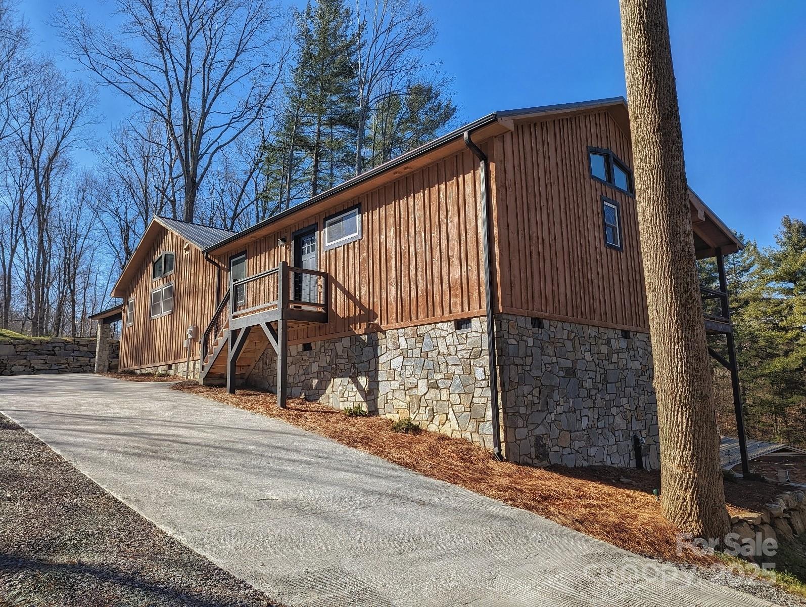 600 Pinewood Drive Waynesville NC 28786