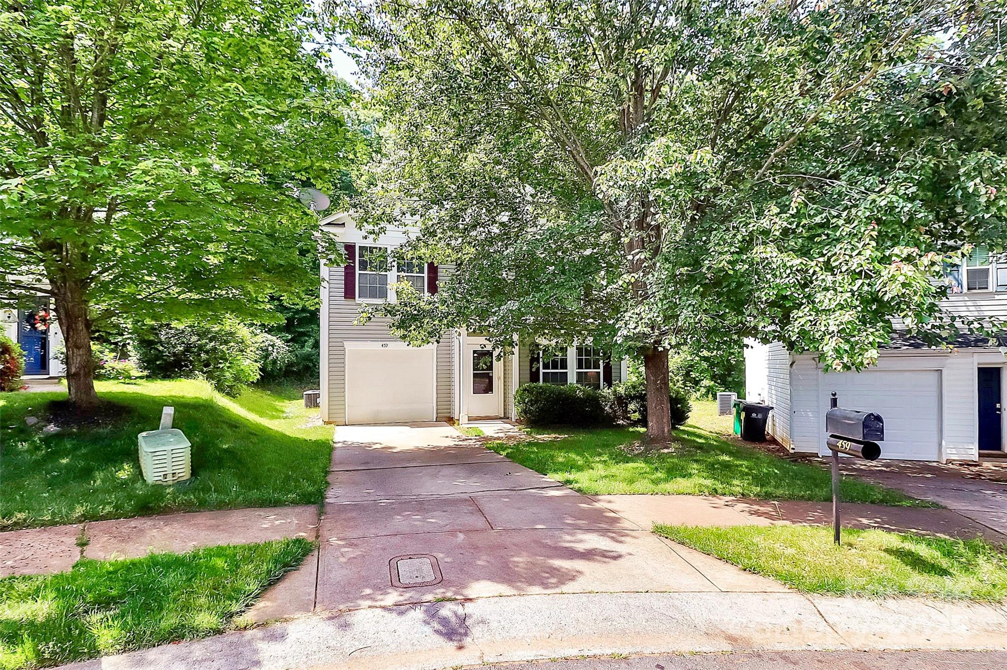 459 Presidents Court Charlotte NC 28217