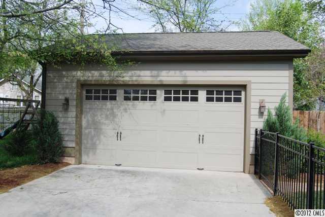 2012 Floral Avenue Charlotte NC 28203