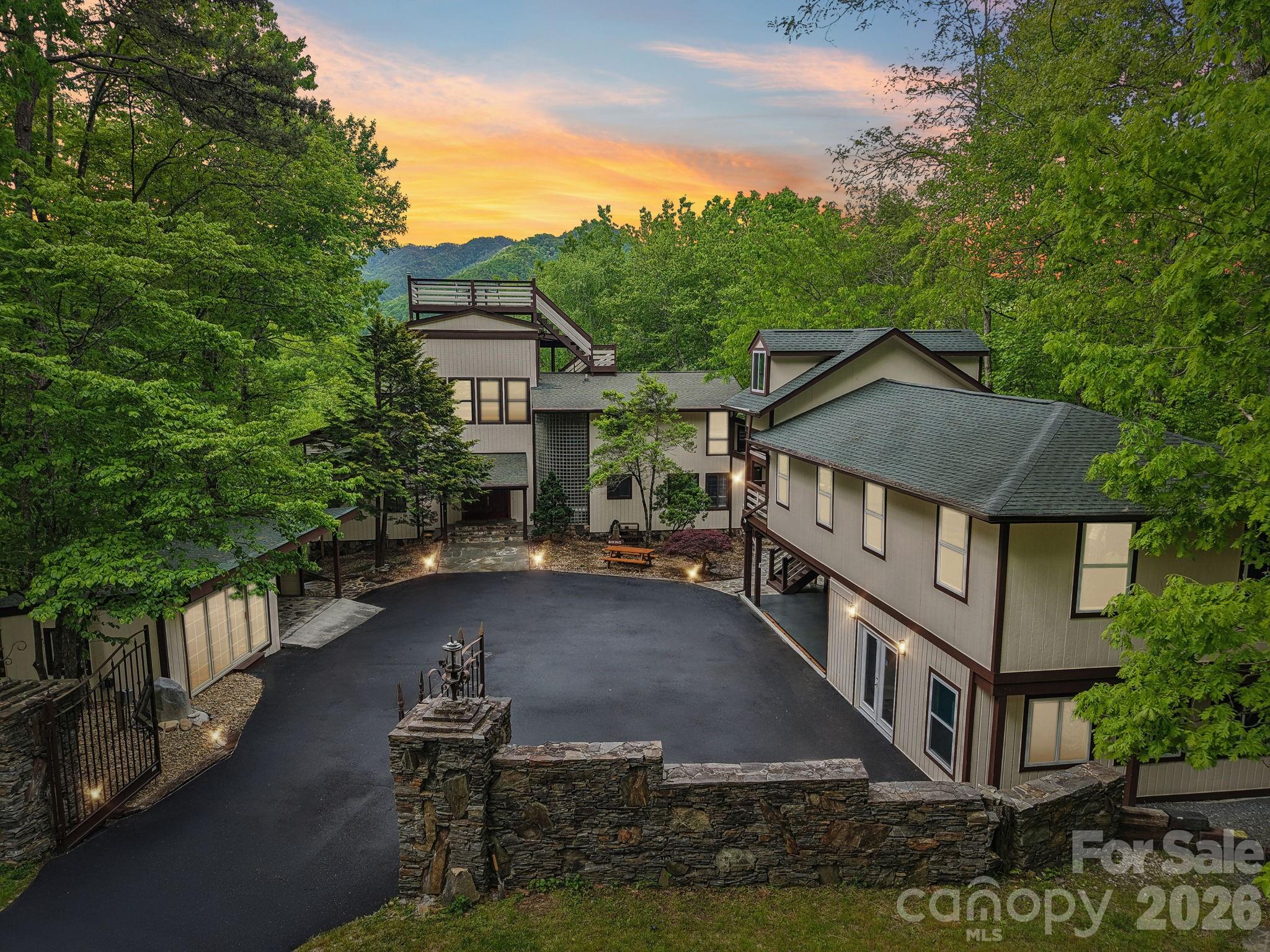 295/291 Dills Road Bryson City NC 28713