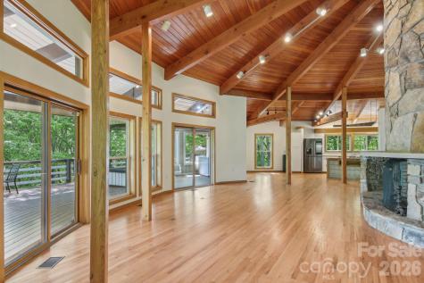 295/291 Dills Road Bryson City NC 28713