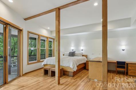 295/291 Dills Road Bryson City NC 28713