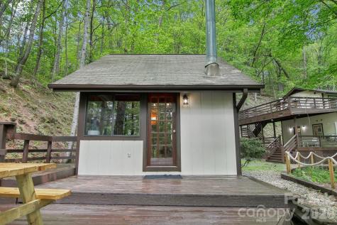 295/291 Dills Road Bryson City NC 28713