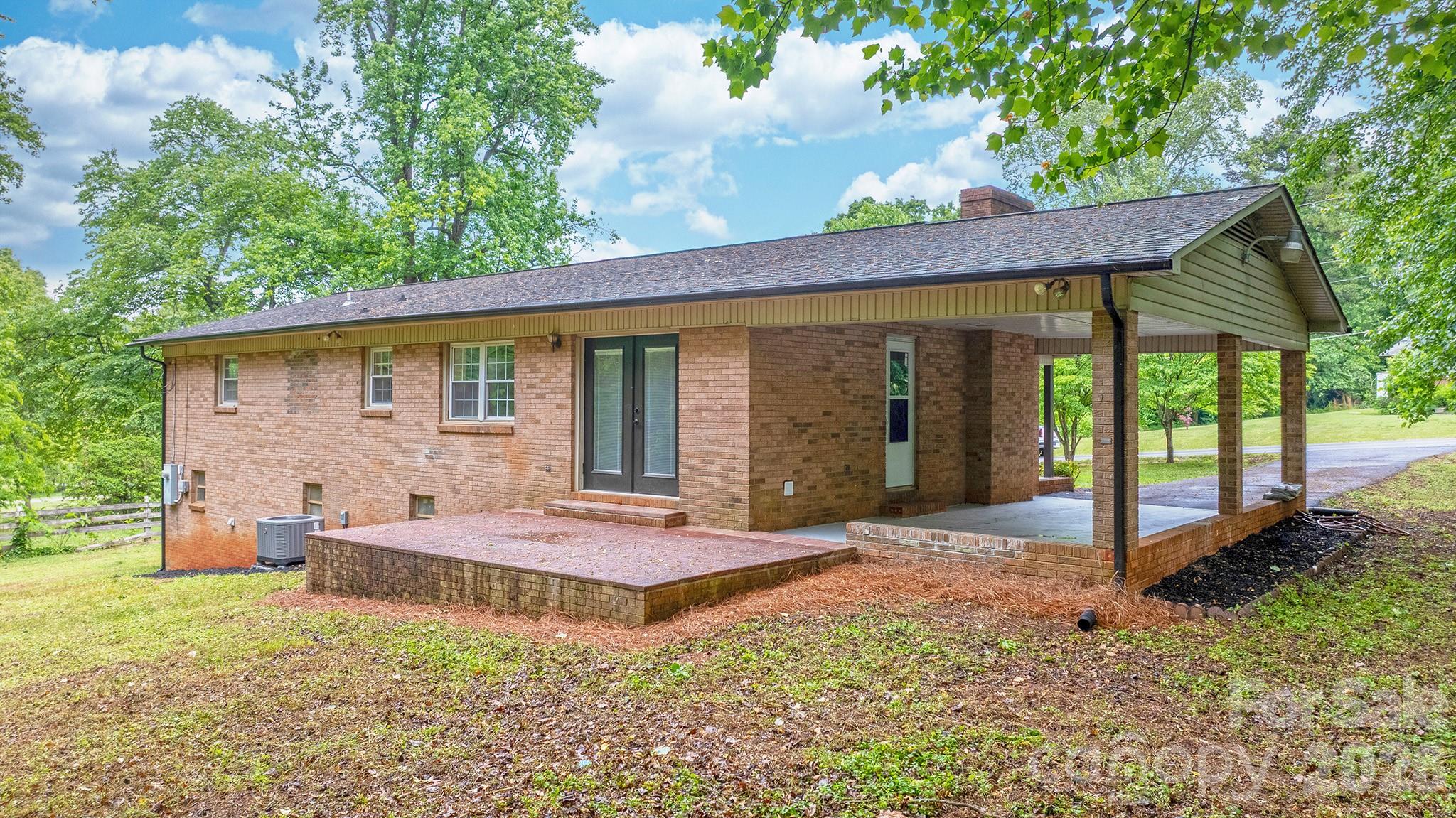 1871 Crestview Drive Newton NC 28658