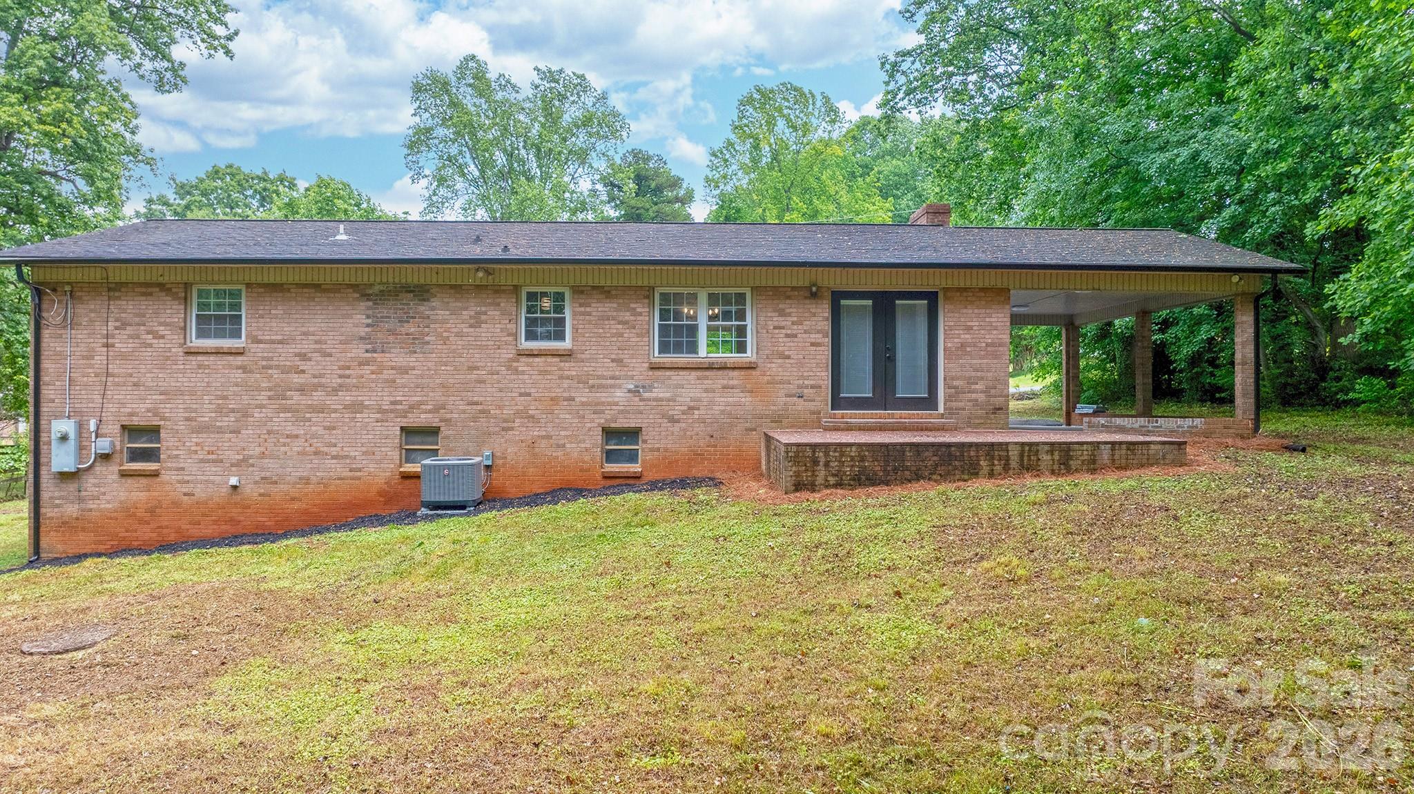 1871 Crestview Drive Newton NC 28658