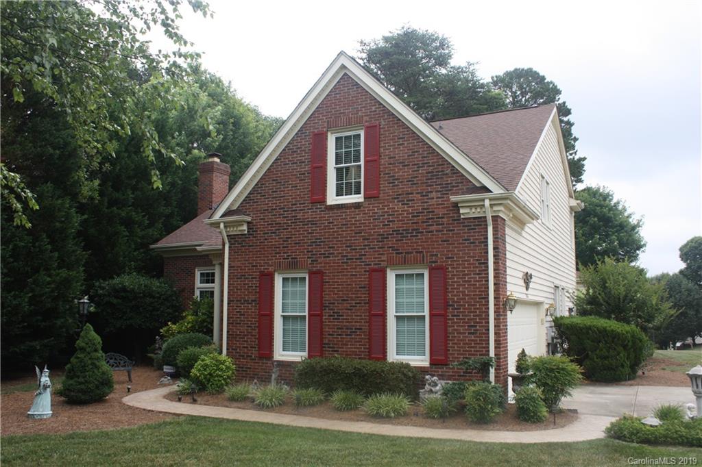 11026 Falls Branch Lane Charlotte NC 28214