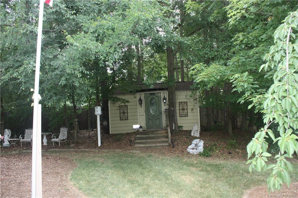 11026 Falls Branch Lane Charlotte NC 28214