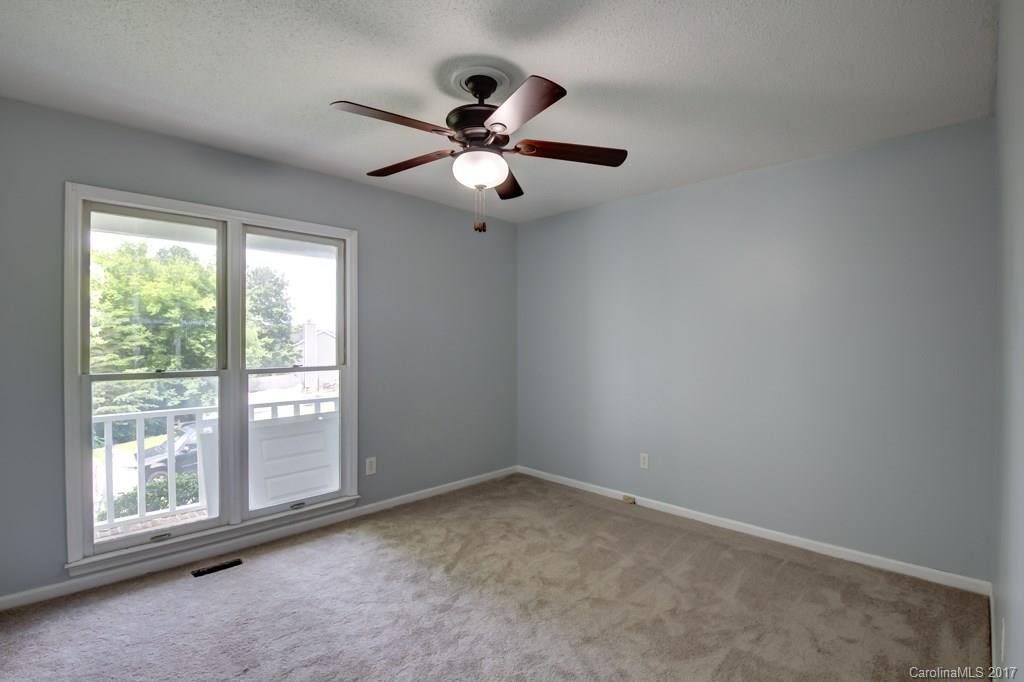 2809 Bustlehead Court Charlotte NC 28262