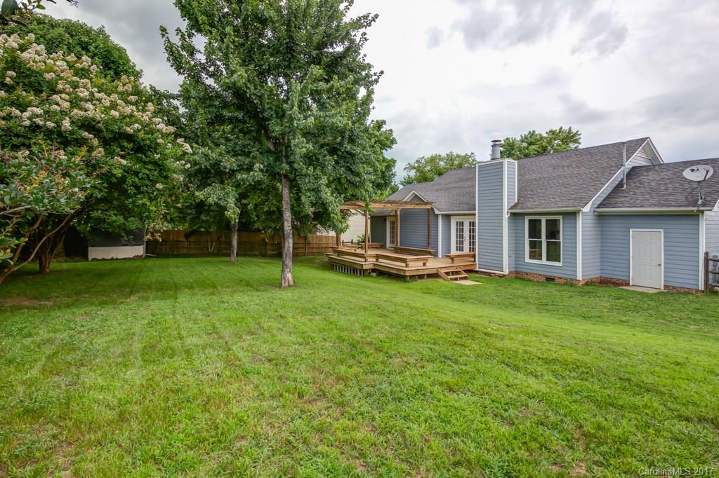 2809 Bustlehead Court Charlotte NC 28262