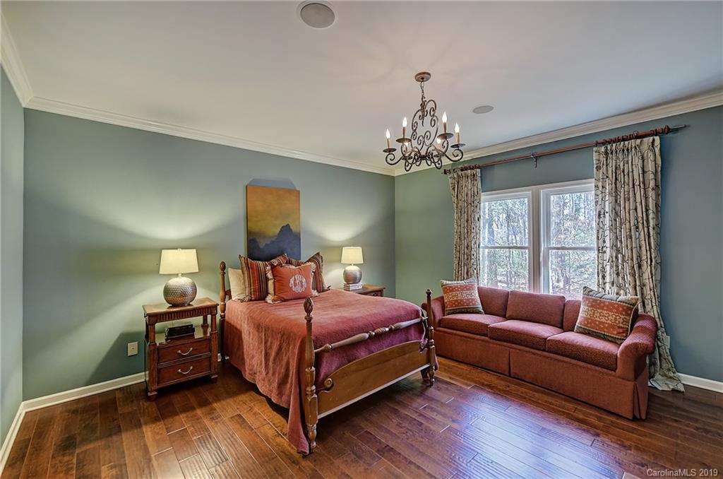 2558 Little Cove Road Charlotte NC 28270