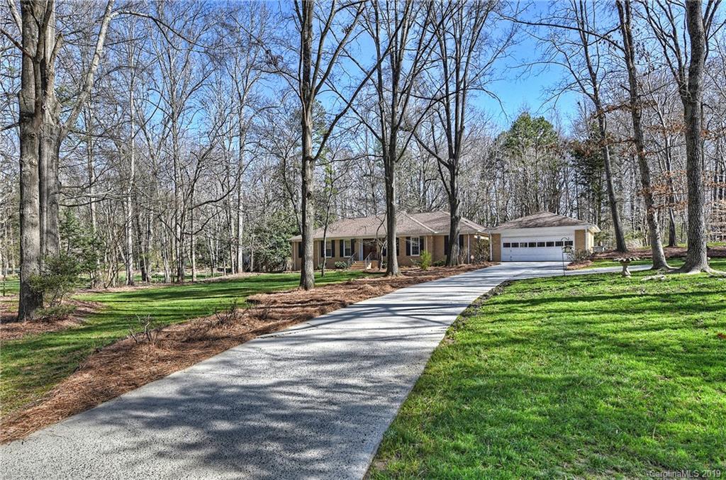 2558 Little Cove Road Charlotte NC 28270