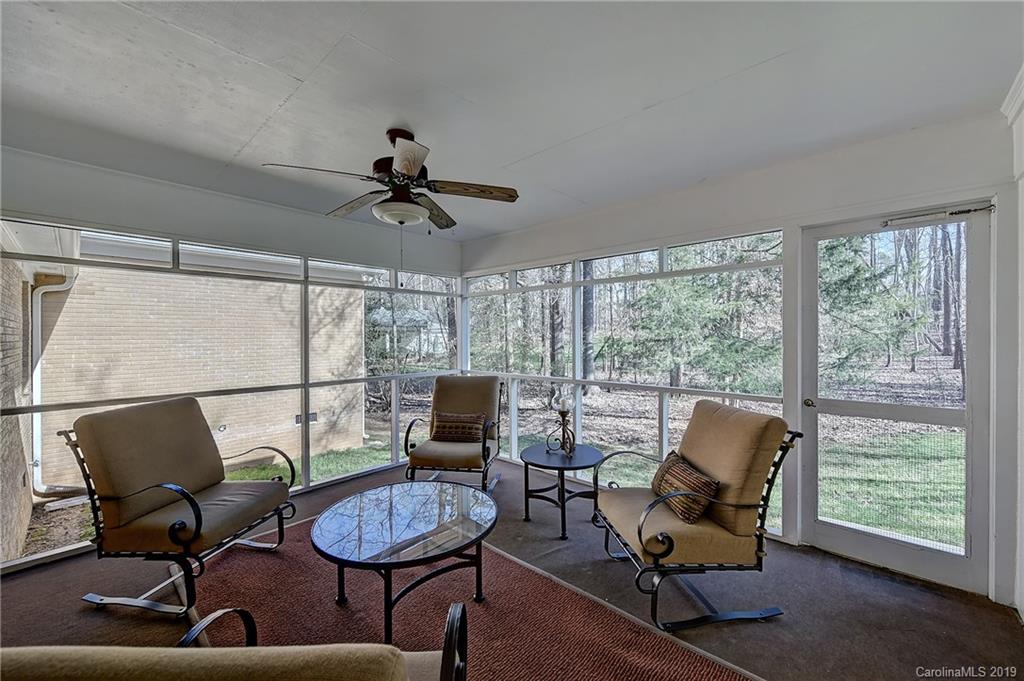 2558 Little Cove Road Charlotte NC 28270