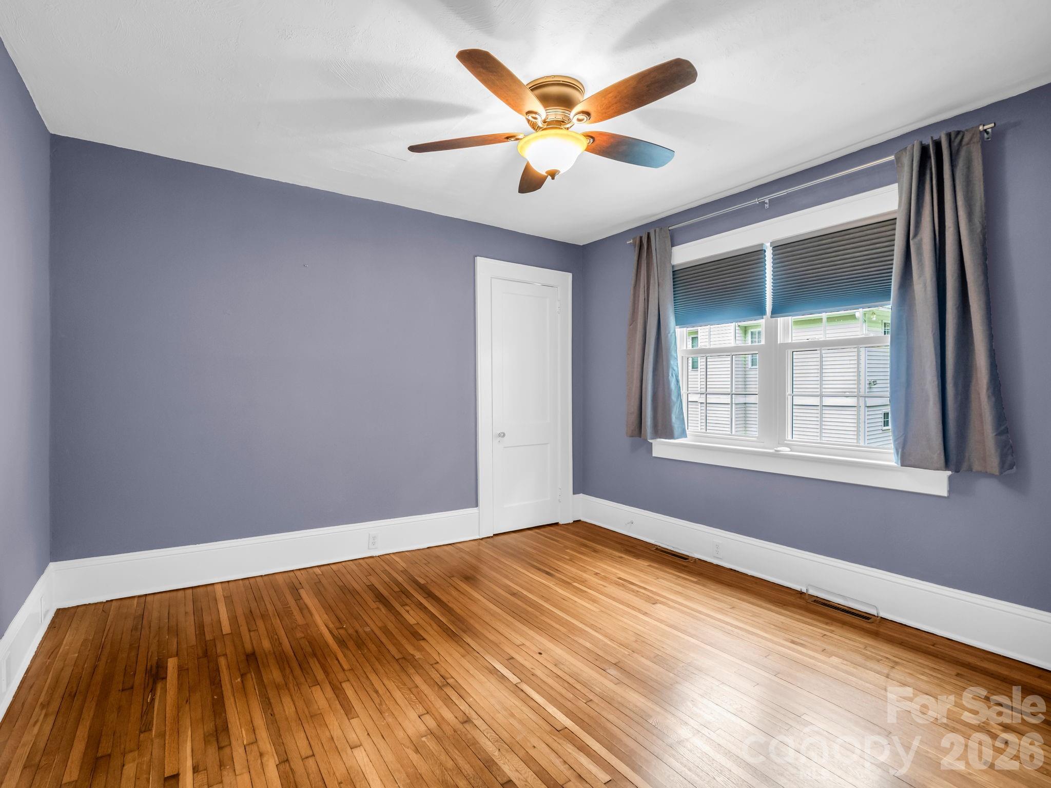 104 W Lake Avenue Hendersonville NC 28739