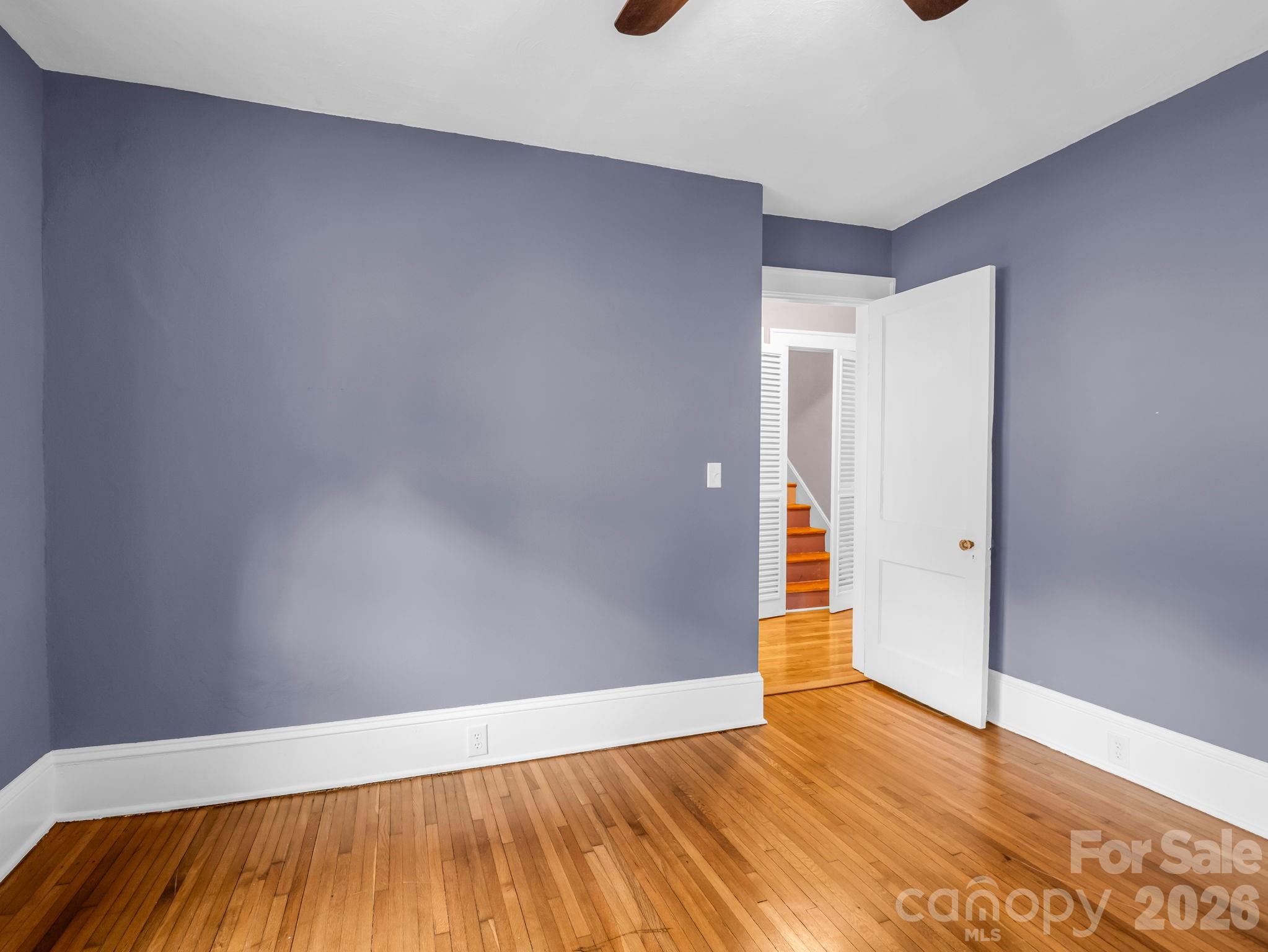 104 W Lake Avenue Hendersonville NC 28739