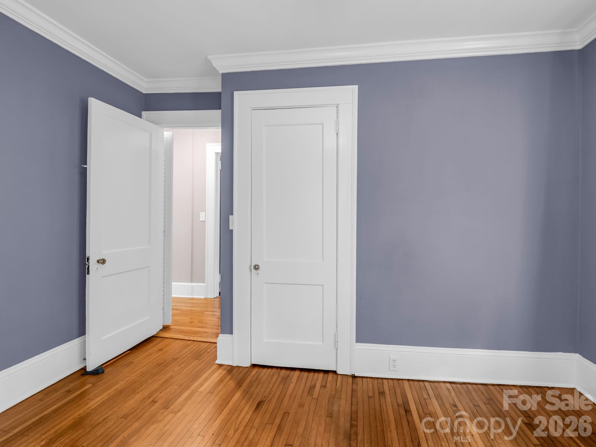 104 W Lake Avenue Hendersonville NC 28739