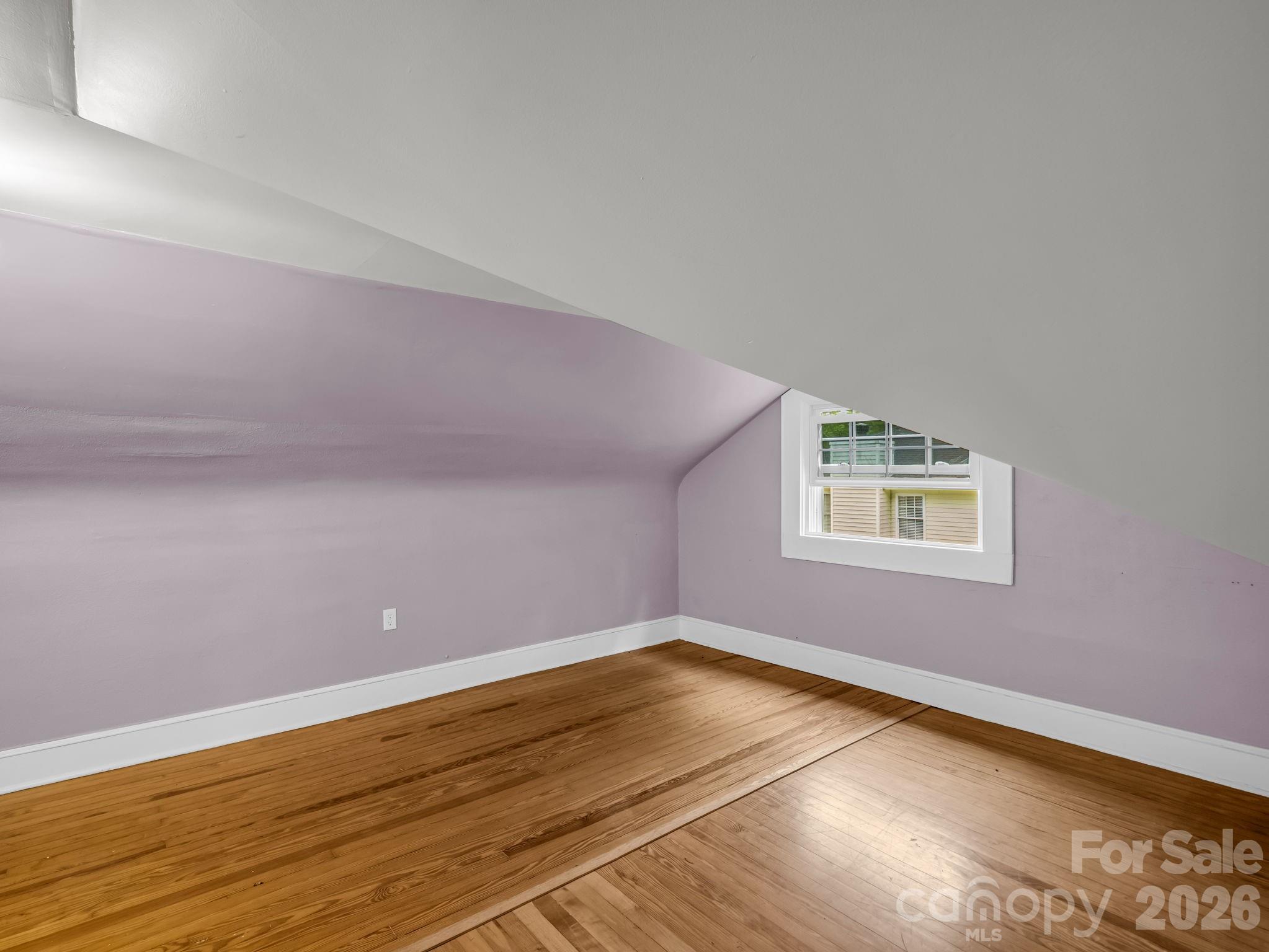 104 W Lake Avenue Hendersonville NC 28739