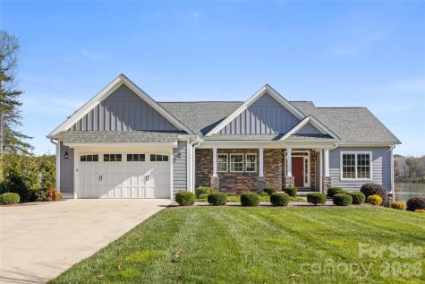 490 Mapleton Lane Columbus NC 28722